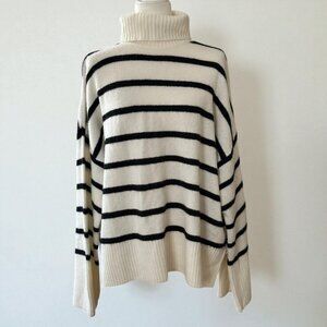 Boohoo Black & White Striped Turtleneck Sweater – Cozy Oversized Fit – Size Larg